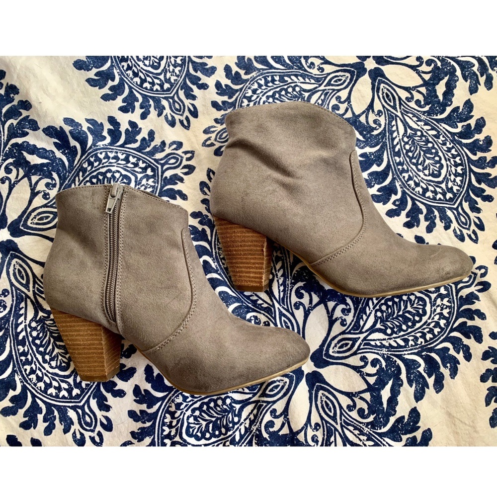 Grey booties with brown heel